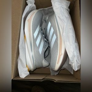 Brand New ***Never Worn*** Women’s Adidas Supernova OBO
